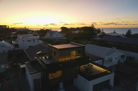 Photo of property in 10 Newton Street, Fitzroy, New Plymouth, 4312