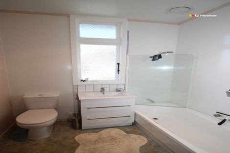 Photo of property in 324 Bay View Road, South Dunedin, Dunedin, 9012