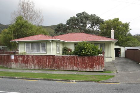 Photo of property in 24 Horoeka Street, Stokes Valley, Lower Hutt, 5019