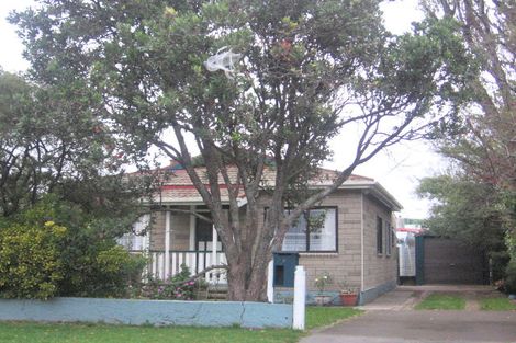 Photo of property in 8 York Street, Moera, Lower Hutt, 5010