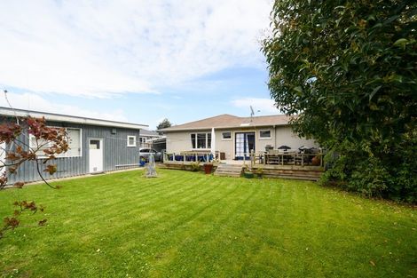 Photo of property in 2 Tern Place, Hokowhitu, Palmerston North, 4410