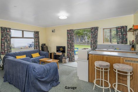 Photo of property in 5 Ocean Beach Road, Tairua, 3508