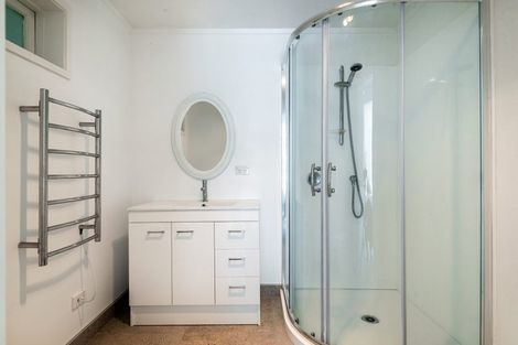 Photo of property in 80 Glencoe Road, Browns Bay, Auckland, 0630