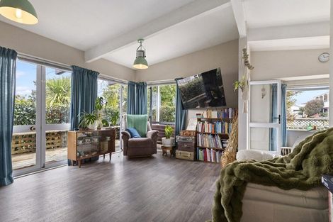 Photo of property in 6 Glengarry Place, Hilltop, Taupo, 3330