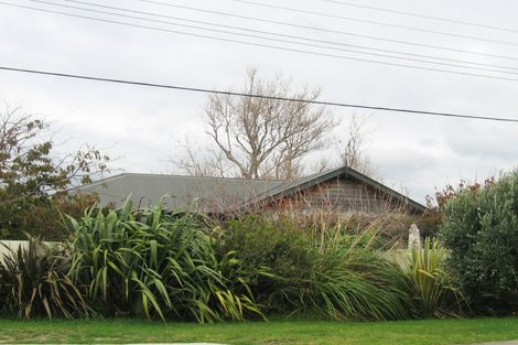 Photo of property in 75 Bluegum Road, Paraparaumu Beach, Paraparaumu, 5032