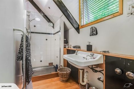 Photo of property in 194 Onewa Road, Birkenhead, Auckland, 0626