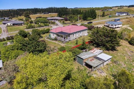 Photo of property in 50 Kimber Street, Halcombe, Feilding, 4779