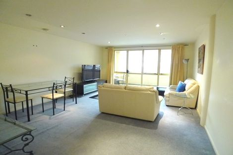 Photo of property in 4d/5 Kent Terrace, Mount Victoria, Wellington, 6011