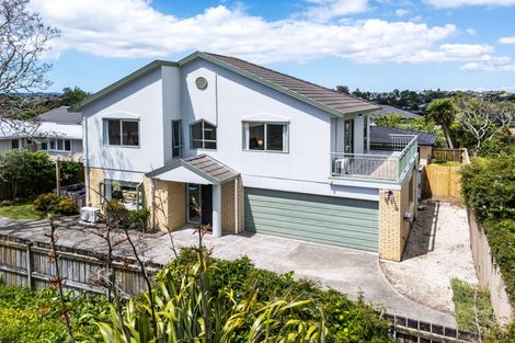 Photo of property in 33 Woodford Avenue, Henderson, Auckland, 0610