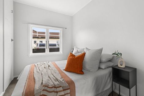 Photo of property in 1006 Saint Aubyn Street East, Parkvale, Hastings, 4122
