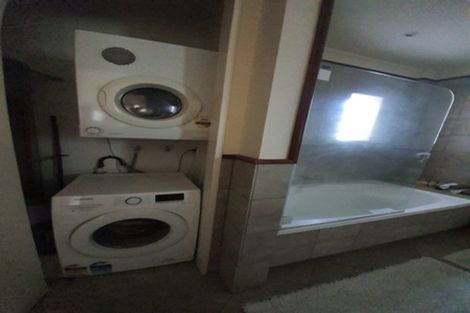 Photo of property in 5/37 Majoribanks Street, Mount Victoria, Wellington, 6011