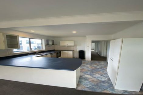 Photo of property in 51 Hepburn Road, Glendene, Auckland, 0602