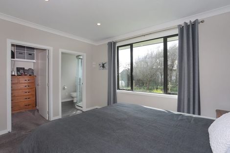 Photo of property in 6 George Street, Bulls, 4818