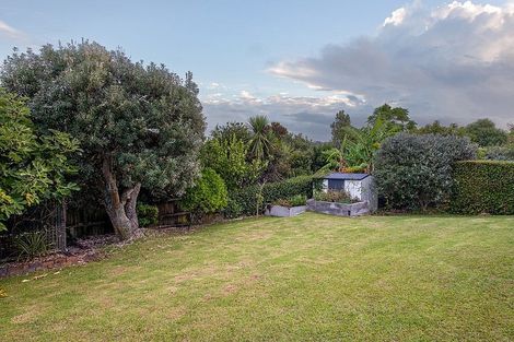 Photo of property in 36 Knights Road, Rothesay Bay, Auckland, 0630