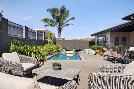 Photo of property in 5 Beach Cove, Wainui, Gisborne, 4010
