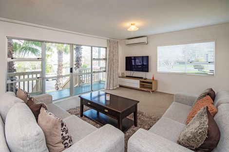 Photo of property in 5 Lorelei Place, Opaheke, Papakura, 2113