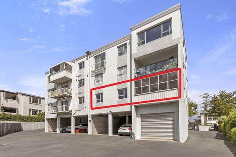 Photo of property in 2/11 Saint Georges Bay Road, Parnell, Auckland, 1052