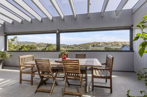 Photo of property in 7 Montserrat Place, Grenada Village, Wellington, 6037