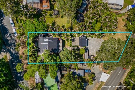 Photo of property in 80 Motutara Road, Muriwai, Waimauku, 0881