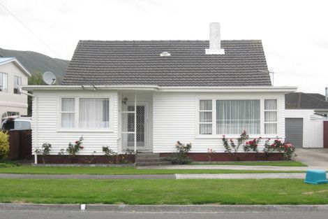 Photo of property in 22 Brees Street, Epuni, Lower Hutt, 5011