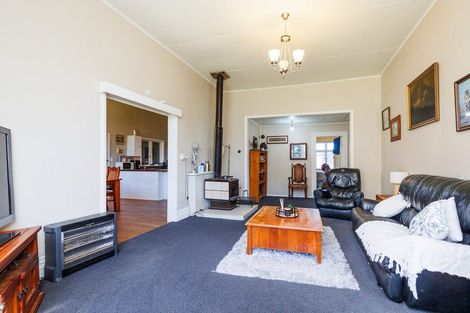 Photo of property in 81987 State Highway 2, Pahiatua, 4984