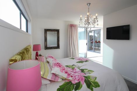 Photo of property in 22 Wharfe Street, South Hill, Oamaru, 9400