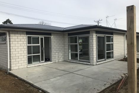 Photo of property in 1/30 Heath Street, Saint Andrews, Hamilton, 3200