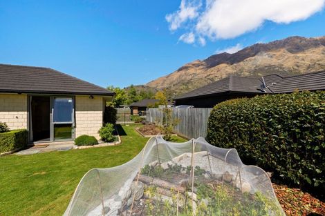 Photo of property in 4 Alluvial Court, Arthurs Point, Queenstown, 9371