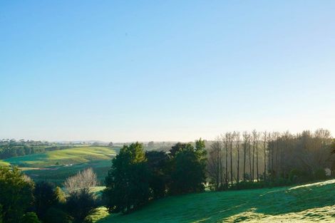 Photo of property in 101 Trig Road, Whitford, 2571