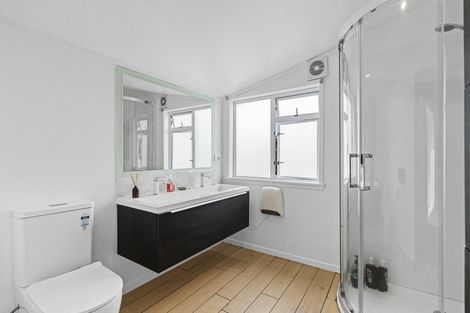 Photo of property in 7 Cutfield Street, Inglewood, 4330