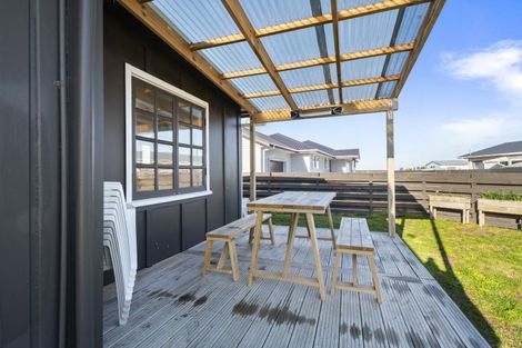 Photo of property in 18 Norton Street, Foxton Beach, Foxton, 4815