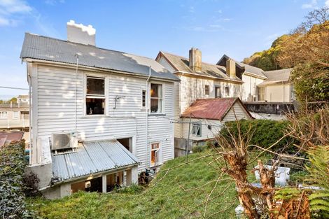 Photo of property in 1 Drummond Street, North Dunedin, Dunedin, 9016