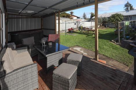 Photo of property in 6 Rinaha Place, Koutu, Rotorua, 3010