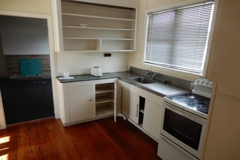 Photo of property in 15 Argyle Street, Hawera, 4610