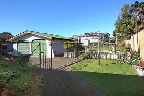 Photo of property in 50 Napier Road, Havelock North, 4130