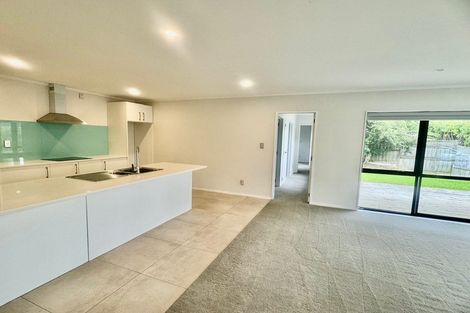 Photo of property in 12b The Avenue, Albany, Auckland, 0632