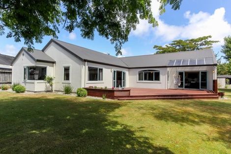 Photo of property in 83 Branch Road, Highlands Park, New Plymouth, 4312