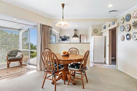 Photo of property in 5 Elizabeth Place, Mairangi Bay, Auckland, 0630