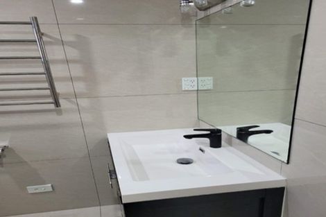 Photo of property in 22 Pomaria Road, Henderson, Auckland, 0610