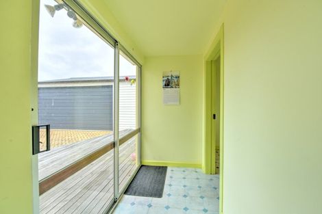 Photo of property in 26 Hunter Street, Edendale, 9825