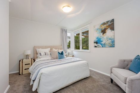 Photo of property in 27a Langton Road, Stanmore Bay, Whangaparaoa, 0932