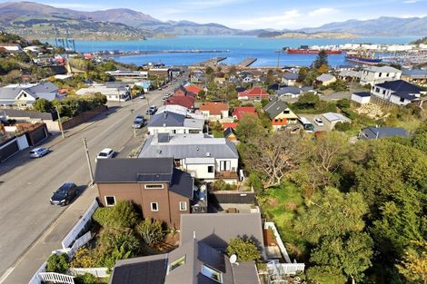 Photo of property in 69 Oxford Street, Lyttelton, 8082