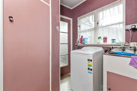 Photo of property in 89 Kent Street, Carterton, 5713