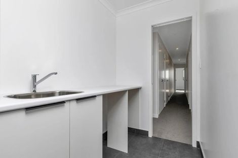 Photo of property in 8 Taurangawaka Road, One Tree Point, 0118