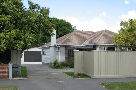 Photo of property in 21 Mappleton Avenue, Burnside, Christchurch, 8053