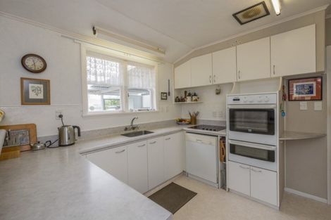 Photo of property in 153a Queen Street West, Levin, 5510