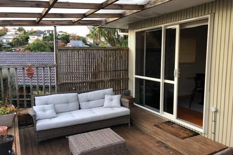 Photo of property in 21 St Ives Terrace, Mairangi Bay, Auckland, 0630
