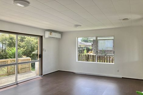 Photo of property in 1/43 Blacklock Avenue, Henderson, Auckland, 0612