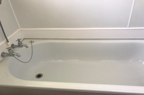 Photo of property in 2/35 Kings Road, Panmure, Auckland, 1072