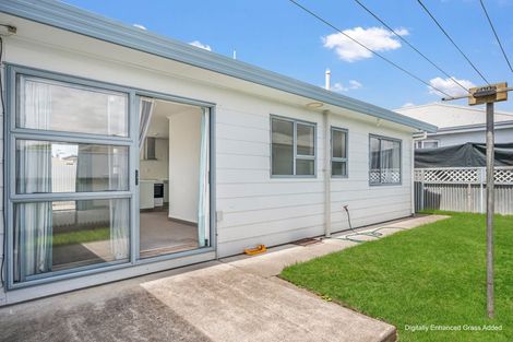 Photo of property in 18a Hillary Crescent, Maraenui, Napier, 4110